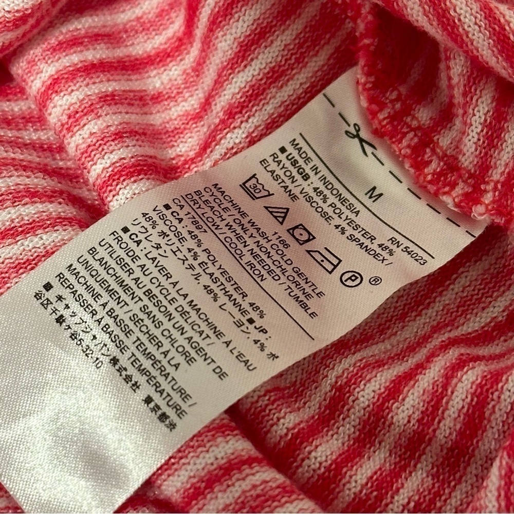 Banana Republic Mock Neck  Tank Size M Red White Stripes - Picture 9 of 15